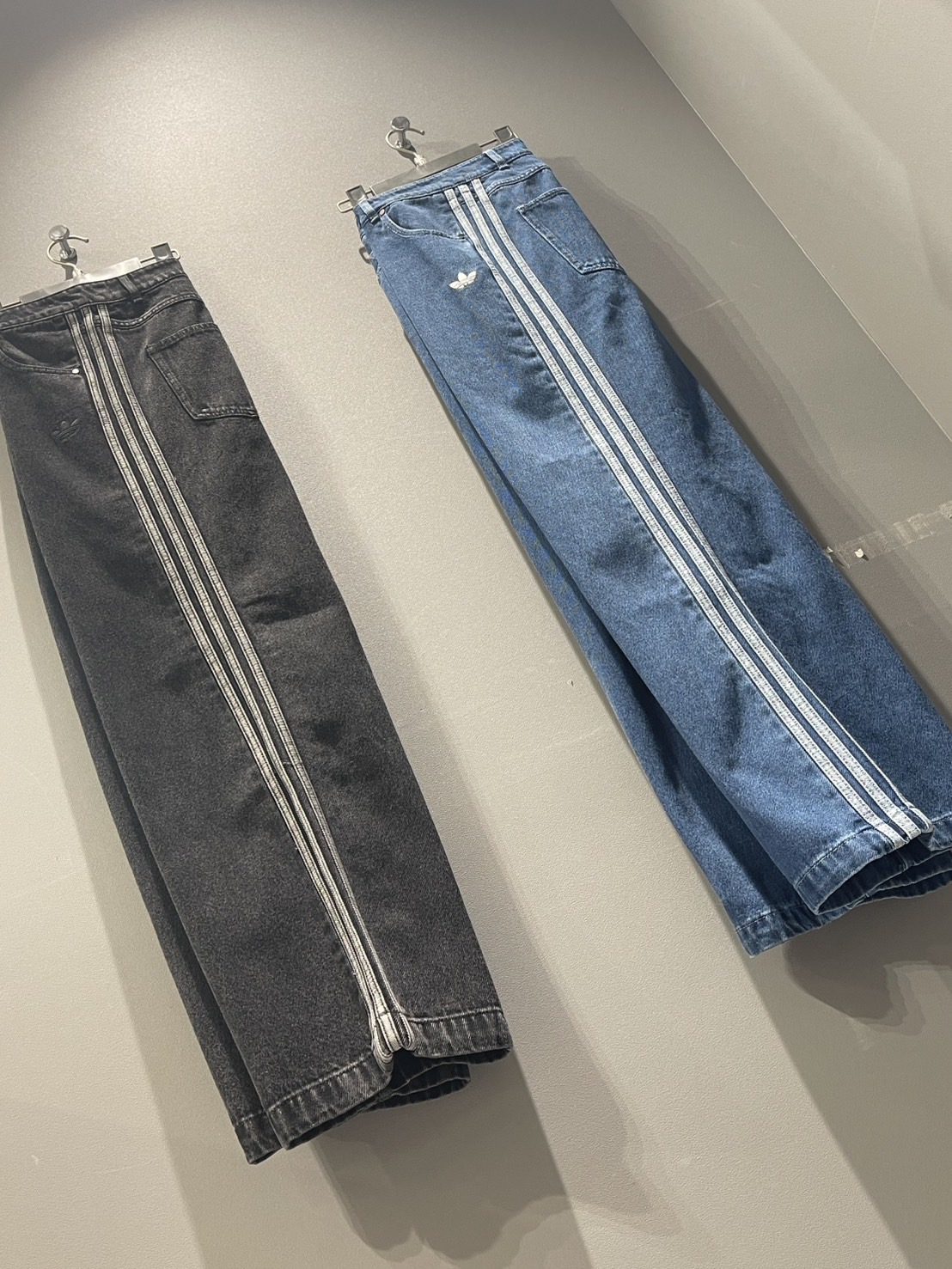 ★STAFF RECOMMEND★ADIDAS DENIM　PANTS