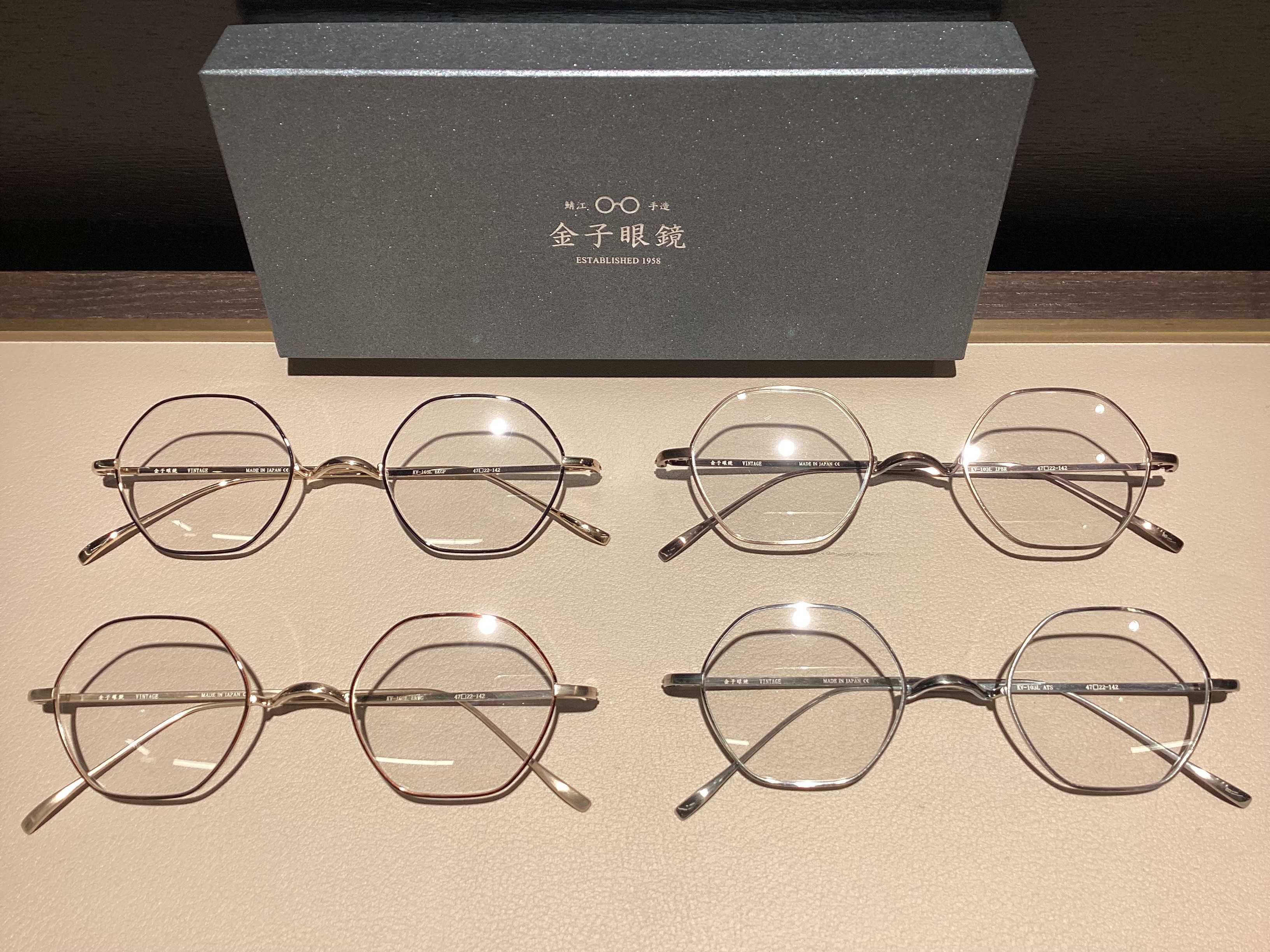 丸メガネ以外でクラシックな雰囲気が良いな〜とお考えの方にオススメ!!