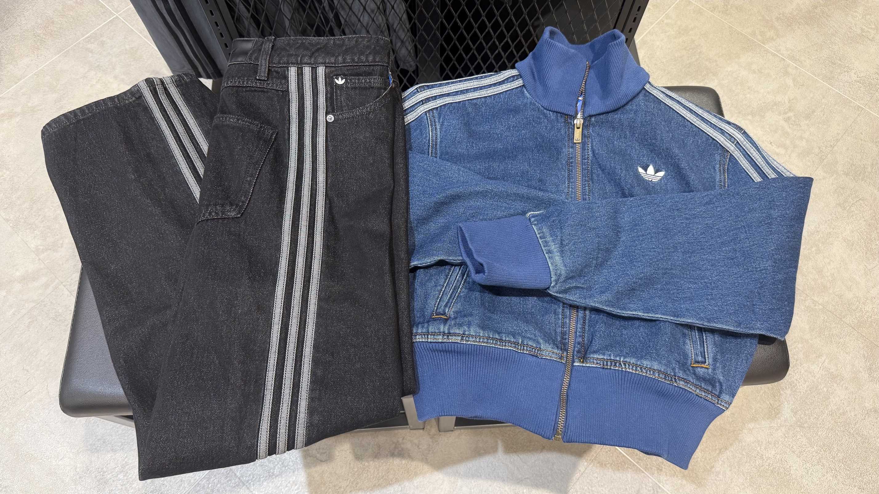 ★NEW★ ADIDAS ファイヤーバード デニム