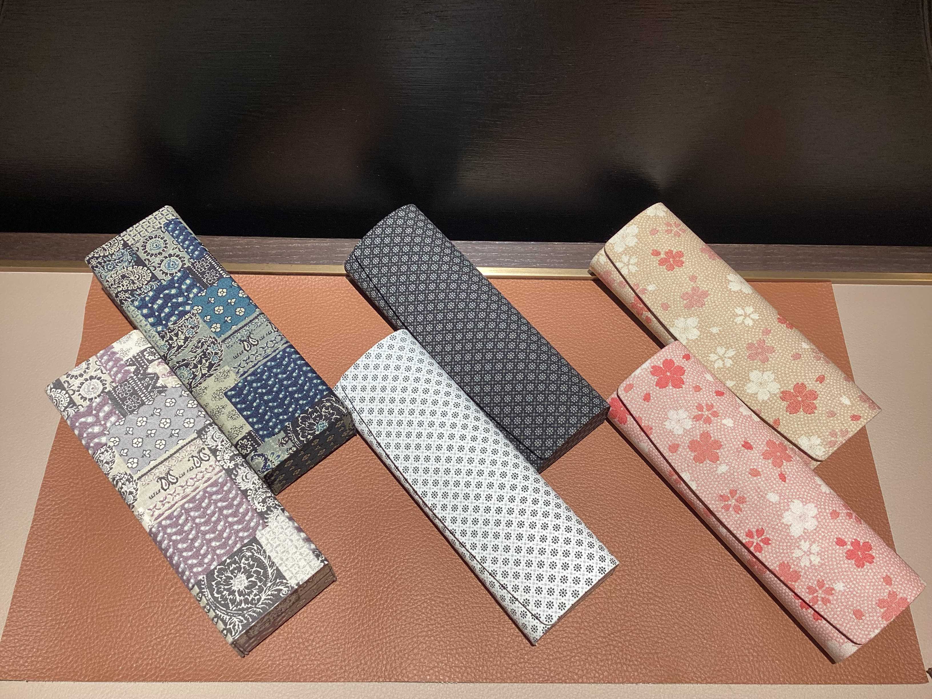 金子眼鏡 ギフトにちょうどいい『メガネケース』